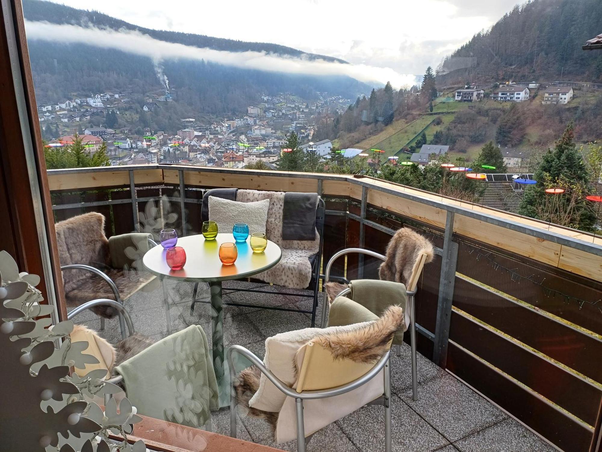 Ferienwohnung Panoramablick Bad Wildbad Luaran gambar